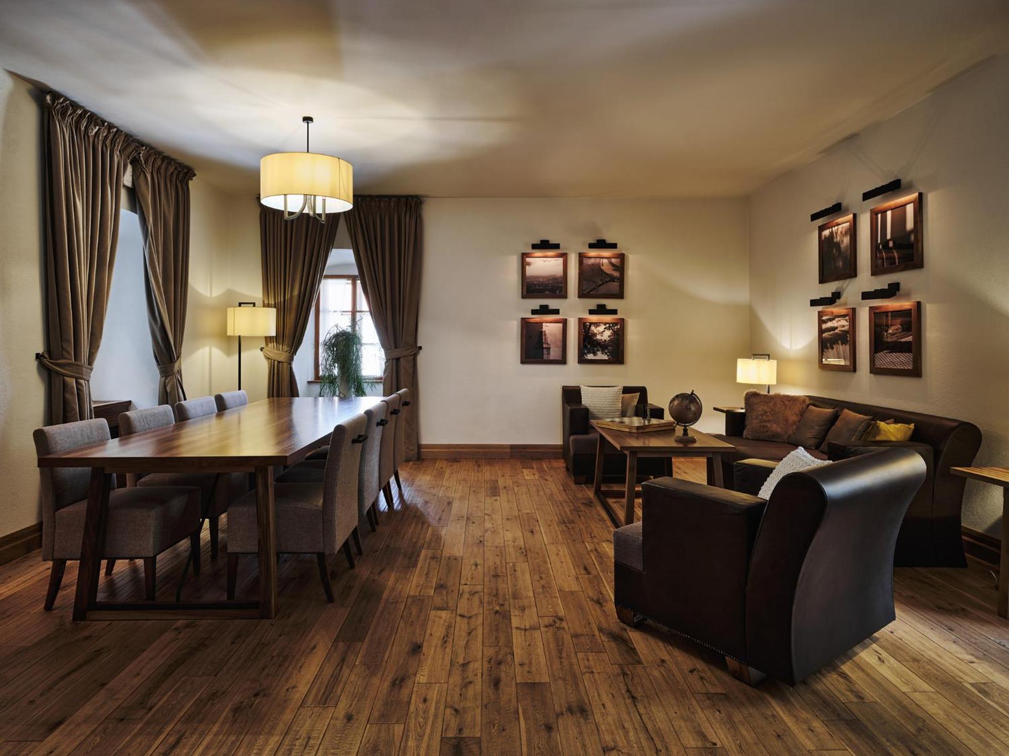 Hotel Grad Otocec - Relais Chateaux Bilik gambar