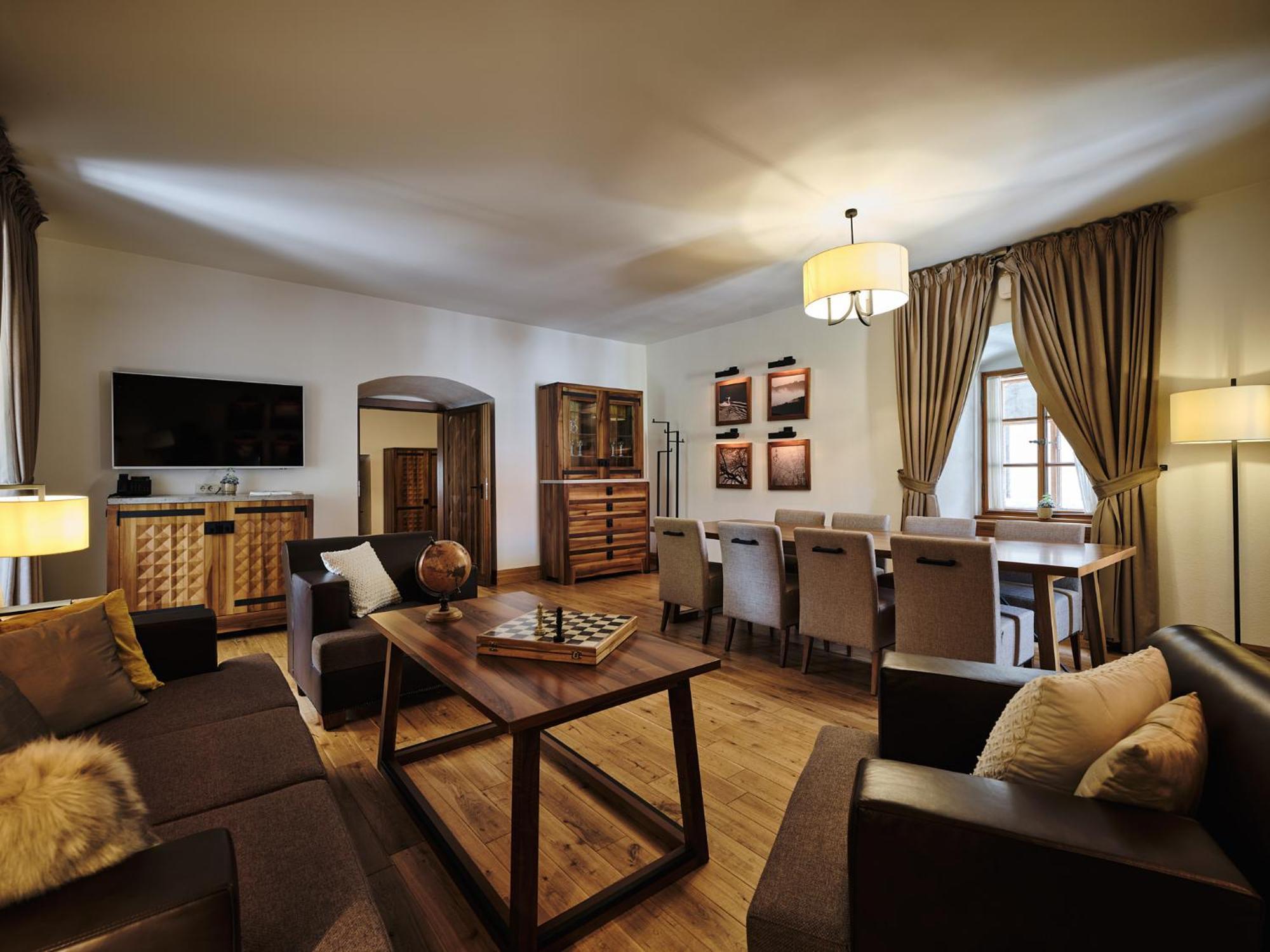 Hotel Grad Otocec - Relais Chateaux Bilik gambar
