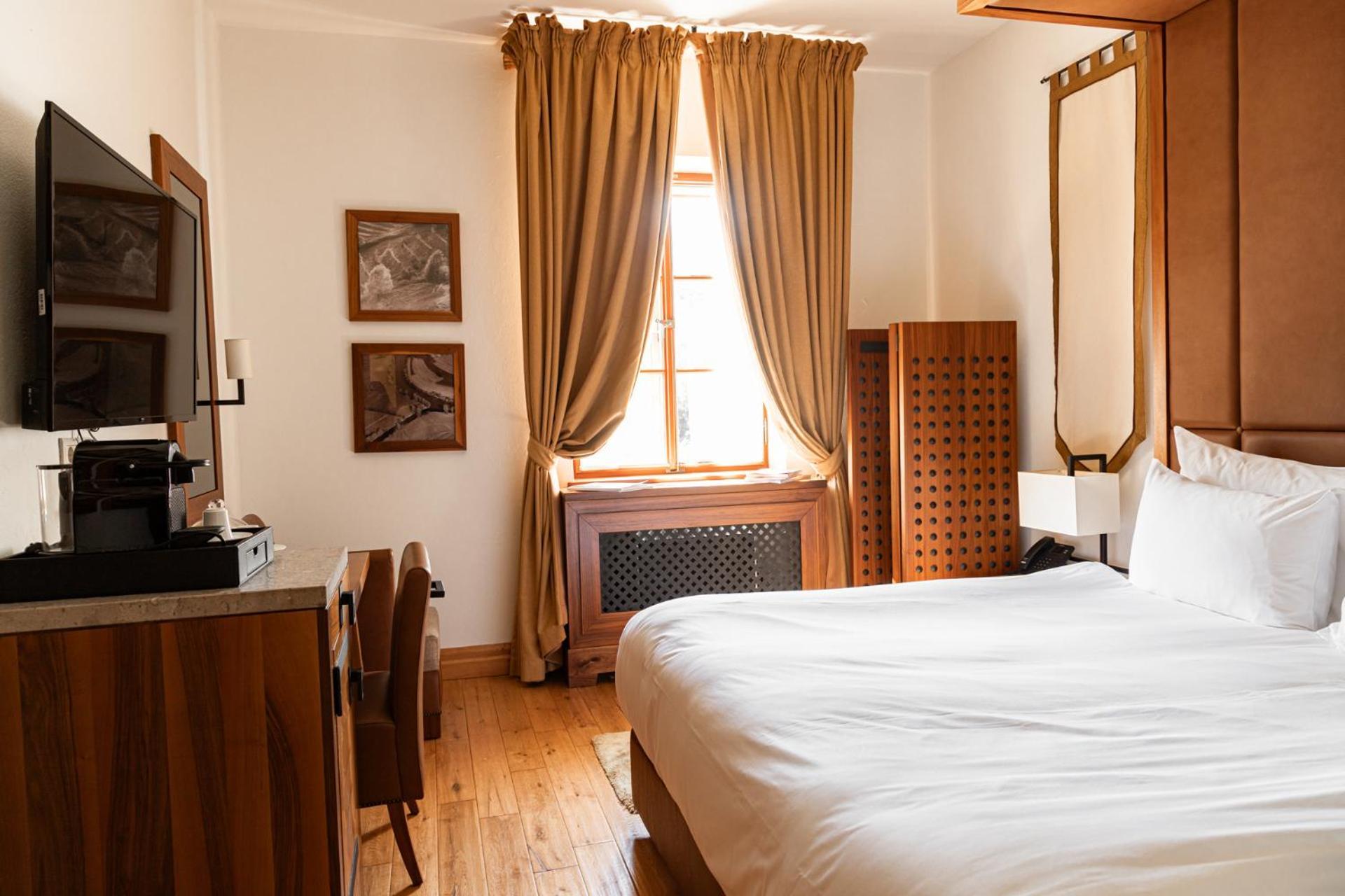 Hotel Grad Otocec - Relais Chateaux Bilik gambar